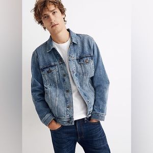Madewell Classic Jean Jacket in Rivoli Wash